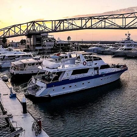 Motor Yacht Boatel Hotel Barcelona Kültér fotó