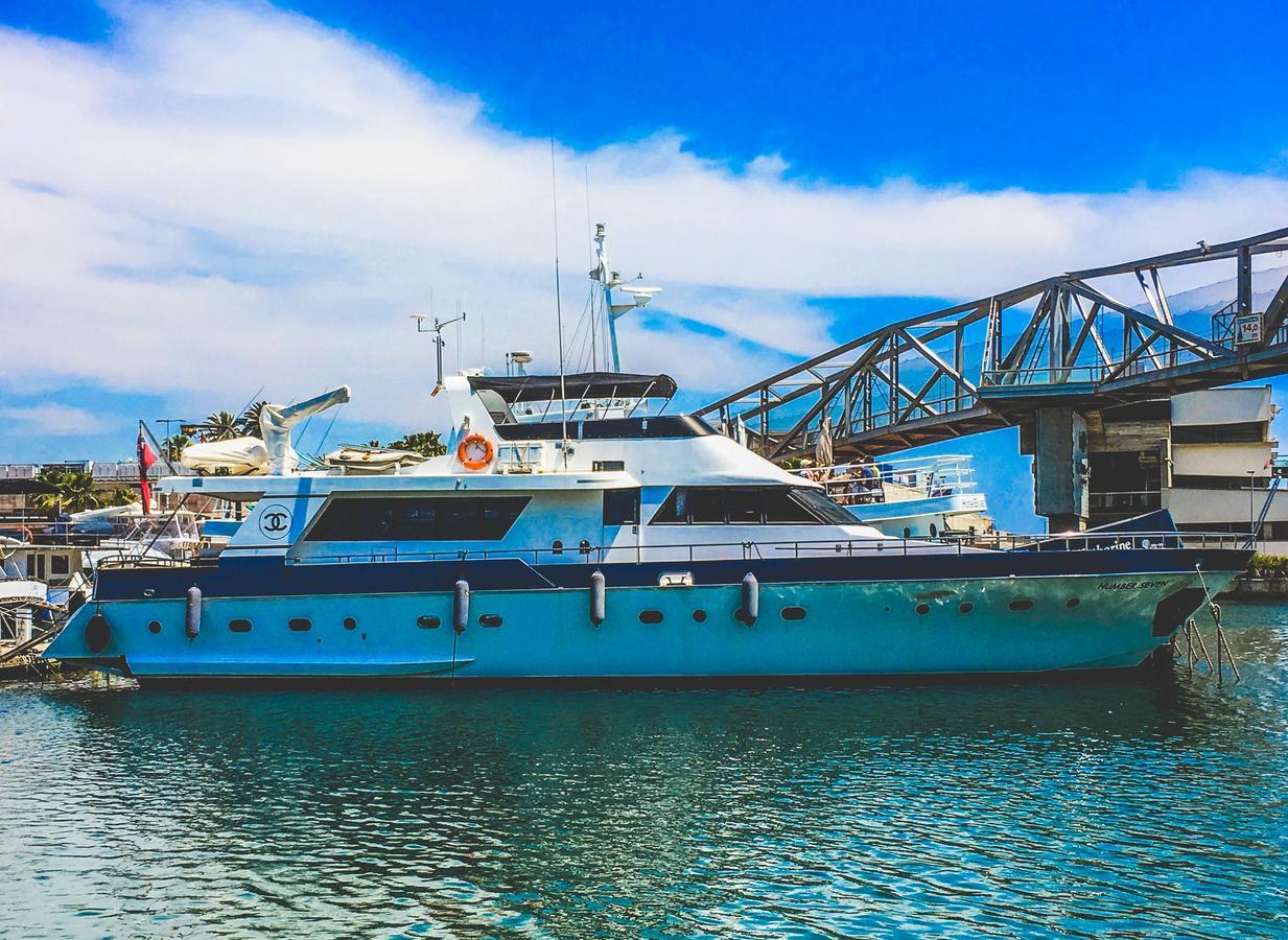 Motor Yacht Boatel Hotel Barcelona Kültér fotó