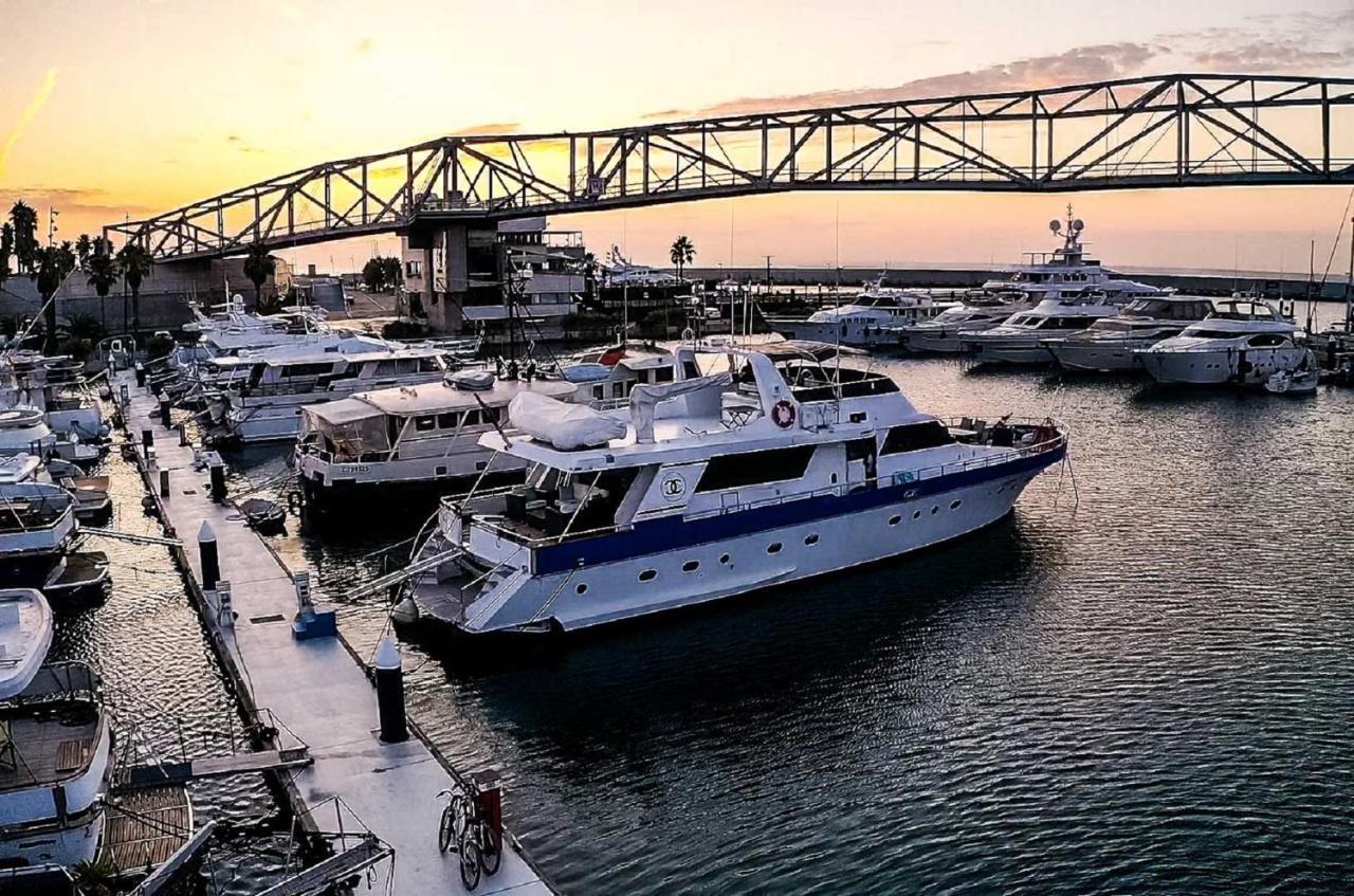 Motor Yacht Boatel Hotel Barcelona Kültér fotó